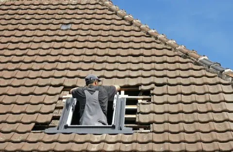 Pose de velux - Labessière-Candeil